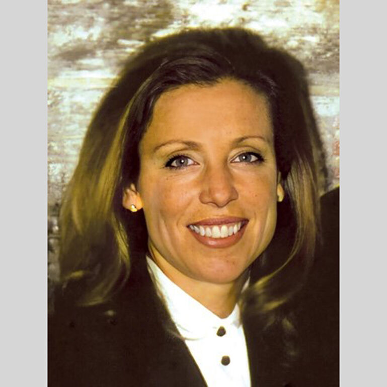 Lauren Rose Albert Foundation Endowed Scholarship 