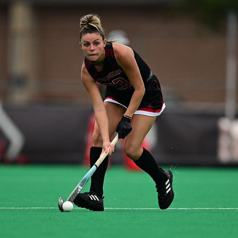 Rutgers field hockey player