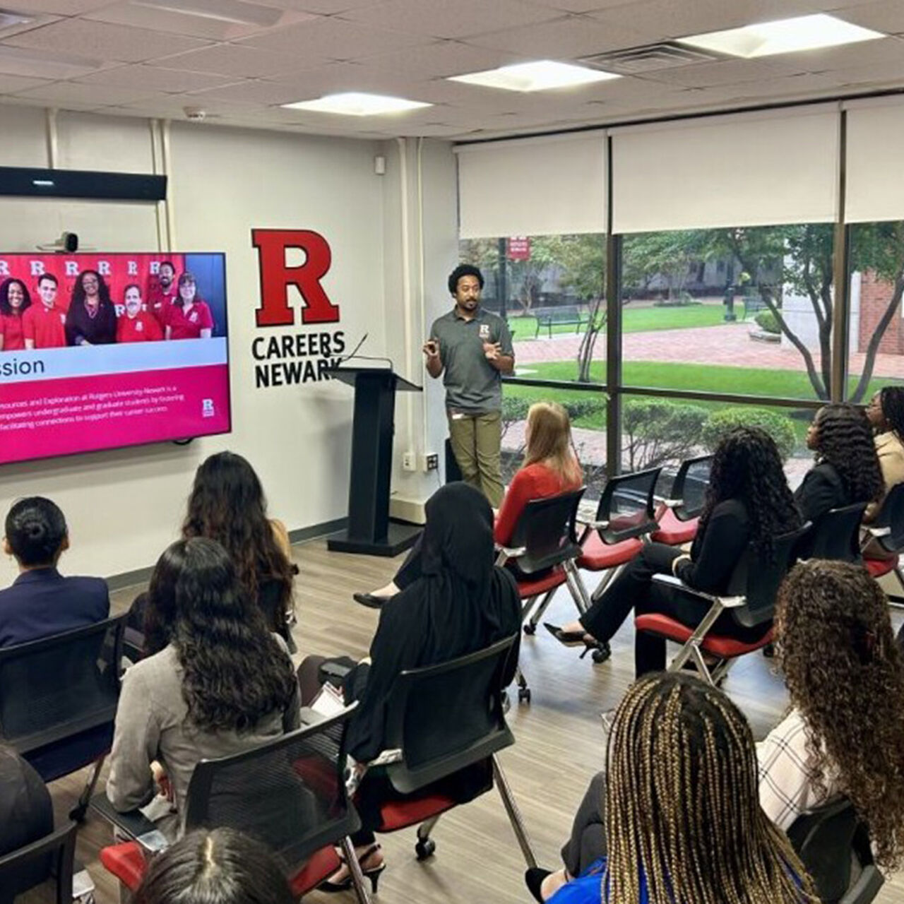 RU-Newark CRE Experiential Learning Fund  image number 0