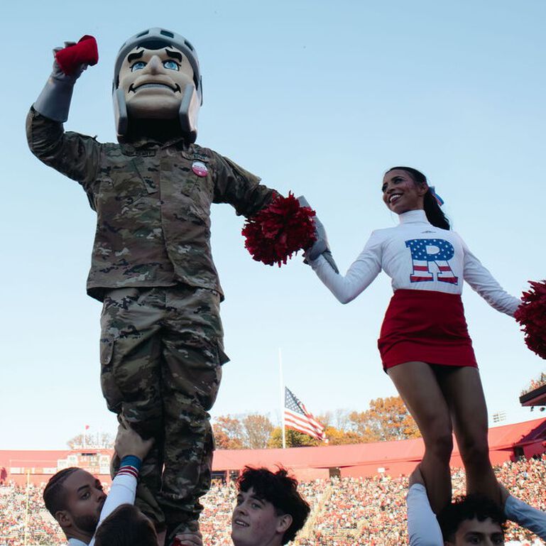 Spirit Program (Dance Team, Cheerleading, Sir Henry - Mascot) 