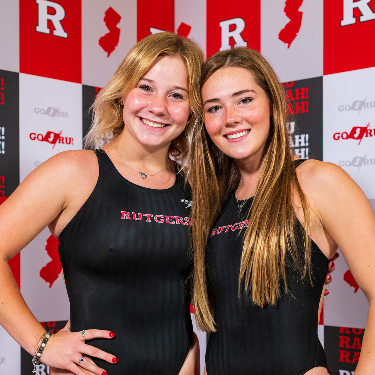 Women's Swimming & Diving Alston Award Fund  image number 0
