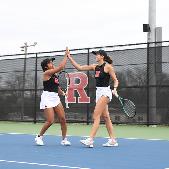 Women's Tennis Program  image number 0