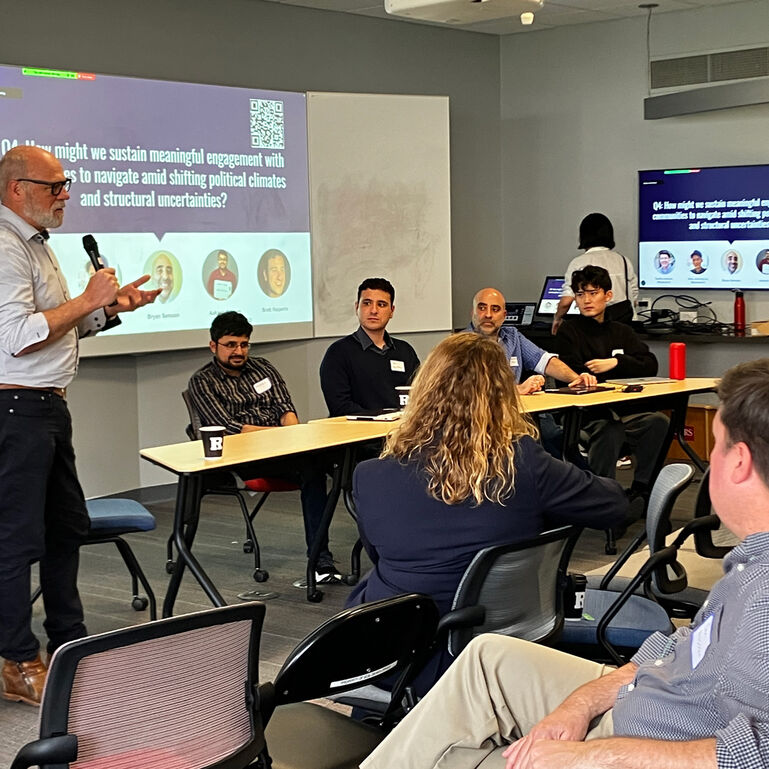 School of Communication and Information (SC&I) Dean's Academic Excellence Fund 