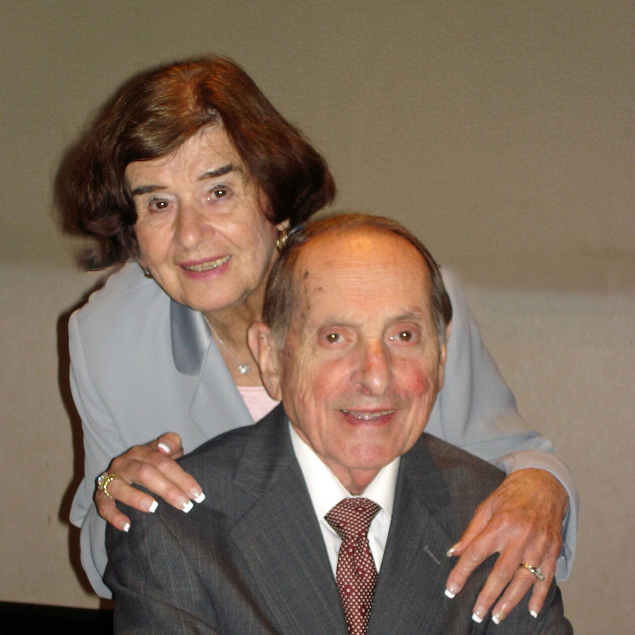 Samuel (RBS '48) and Doris Arons Endowed Scholarship  image number 0